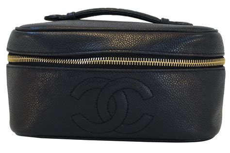 chanel cosmetic bags